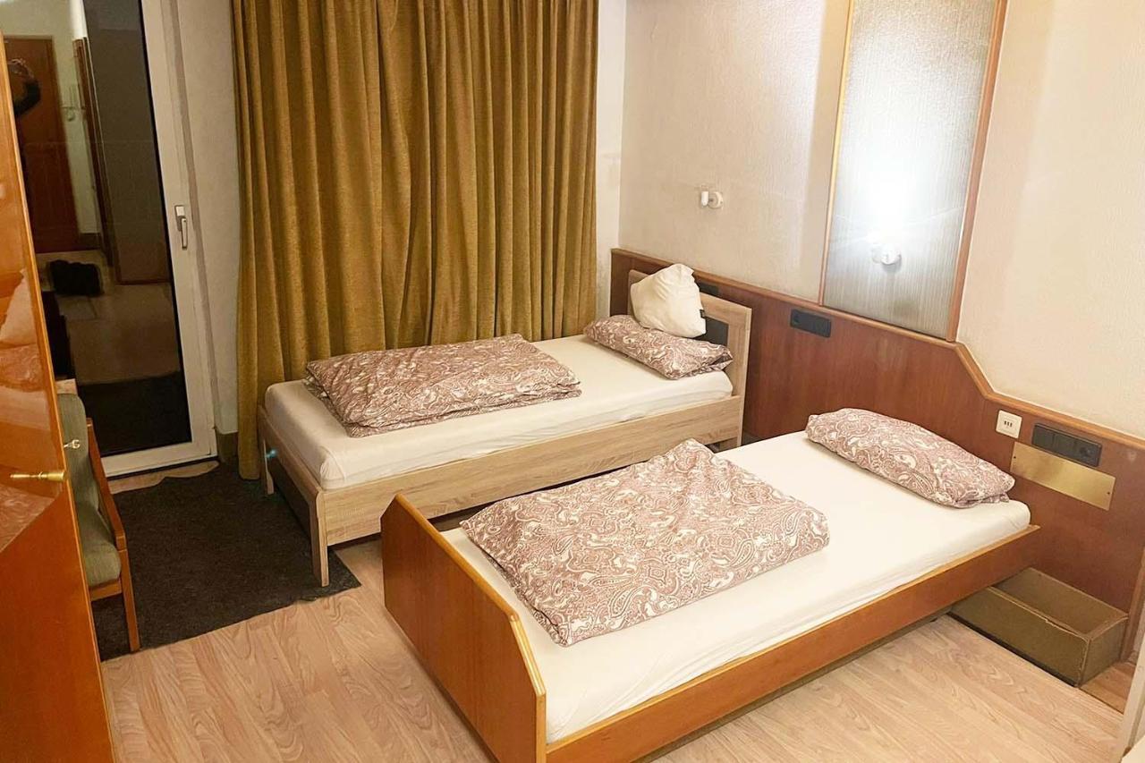 One Room Apartment In Bergisch Gladbach Zewnętrze zdjęcie