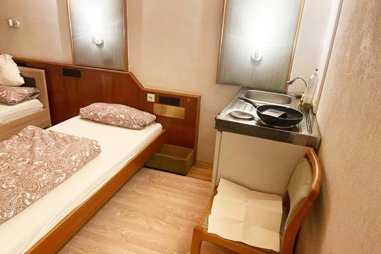 One Room Apartment In Bergisch Gladbach Zewnętrze zdjęcie